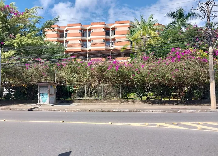 Apartamento Itaigara